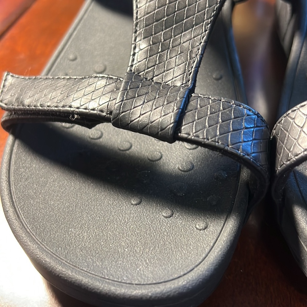 Vionic Black Wedge/Platform Slide. - image 2